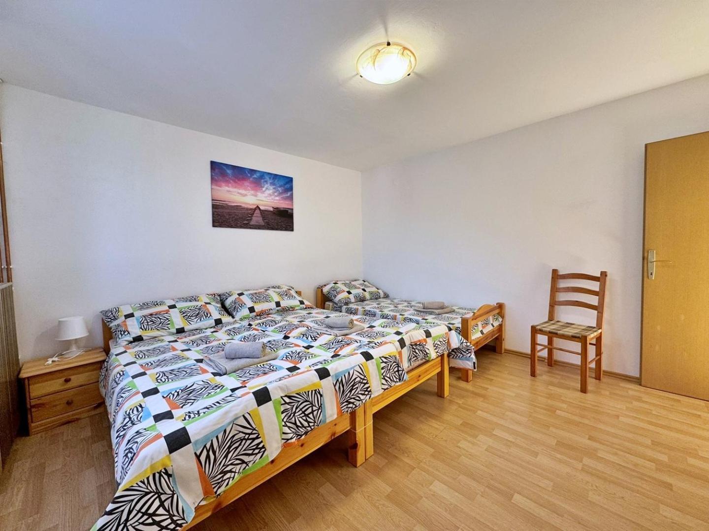 Apartments Pavle Малинска Экстерьер фото