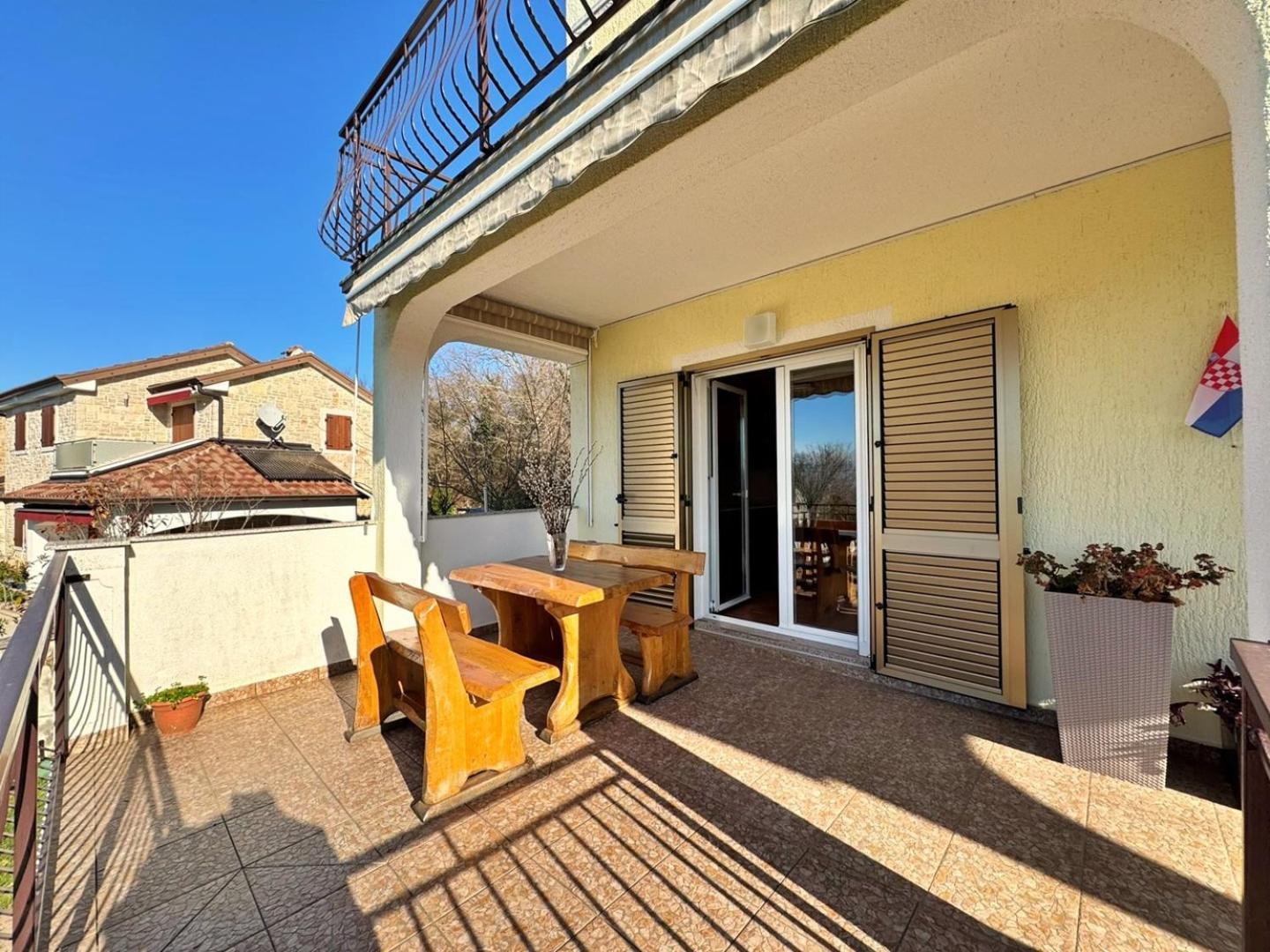Apartments Pavle Малинска Экстерьер фото
